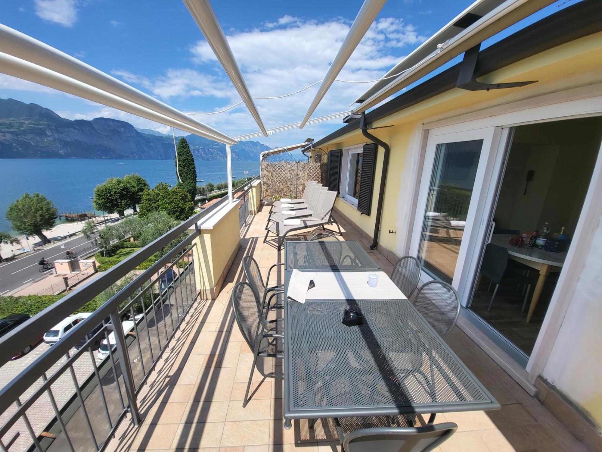 Penthouse Casa Alkea Masse Lake View Brenzone sul Garda Exterior foto